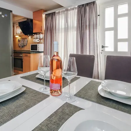Appartement Relaxing 2bd Apartment, Ground Floor - Walk To Old Town *