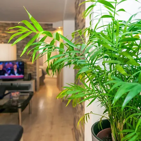 Apartamento Relaxing 2bd Apartment, Ground Floor - Walk To Old Town Split